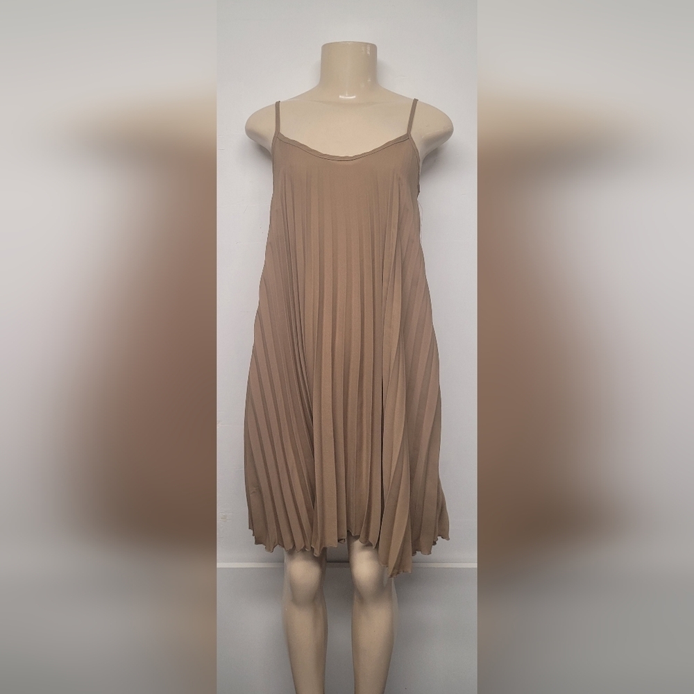 See You Monday Los Angeles Swing Pleated Dress M